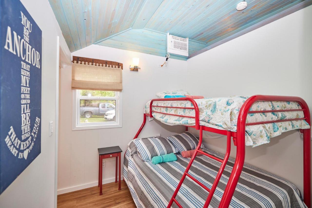 Lake Haven Beach Resort Wainfleet Bagian luar foto